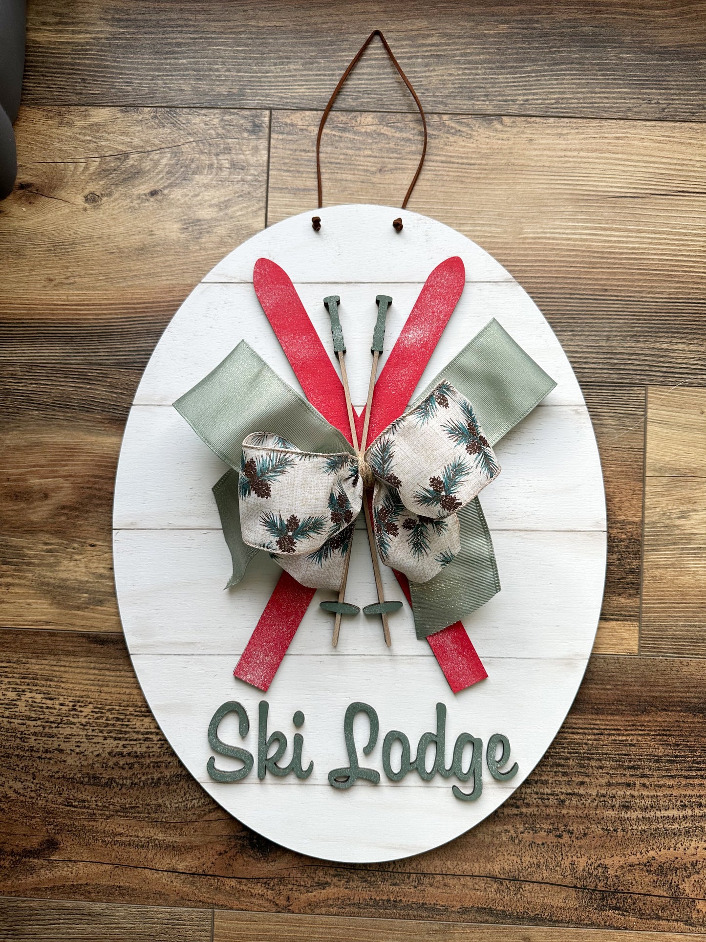 Ski Lodge Door Hanger | Door Hanger Collection | Home Decor Collection | Winter Collection | Christmas Collection